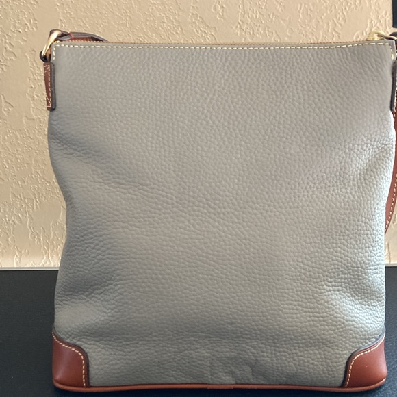 Dooney&Bourke Grey shoulder/crossbody bag. Never carried. - Picture 4 of 5